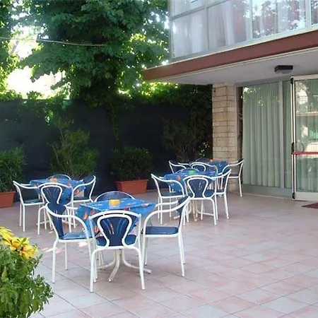 Bacco Hotel Rivazzurra Di Rimini